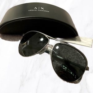 NWT ARMANI EXCHANGE aviator black sun glasses